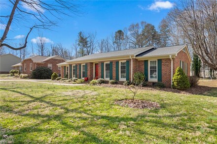 105 Oakview Dr