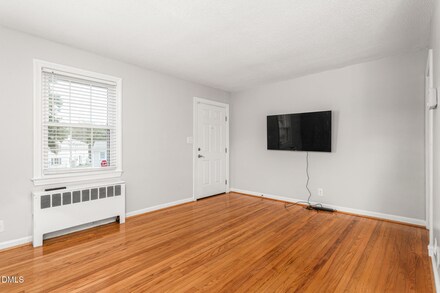 1300 Warwick Dr, Unit 2D