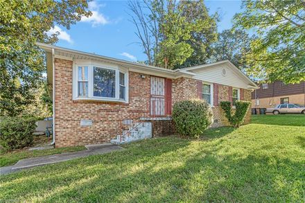 2401 Bywood Rd