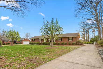 709 S Sellars Mill Rd